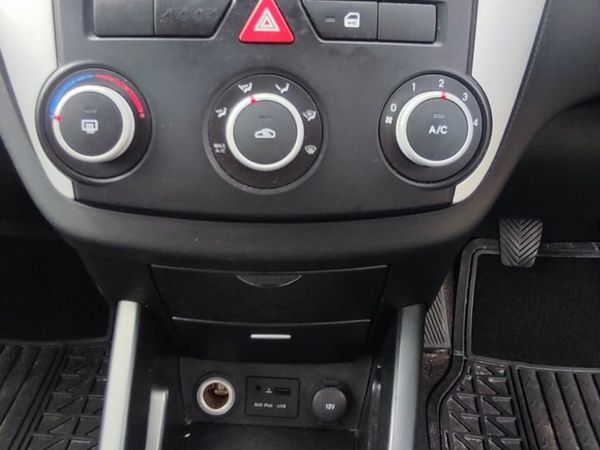 Kia Ceed Hatchback, Diesel, 2010, Silver