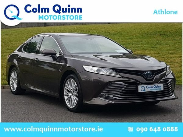 Toyota Camry Saloon, Petrol Hybrid, 2021, Brown