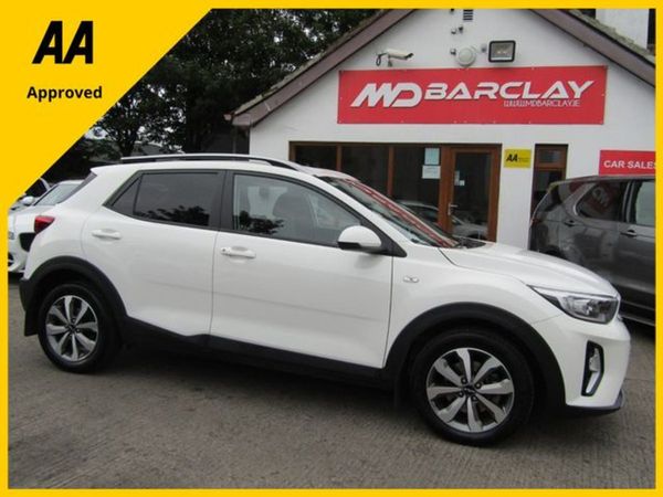 Kia Stonic Estate, Petrol, 2024, White