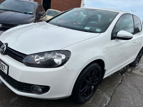Volkswagen Golf Hatchback, Petrol, 2011, White