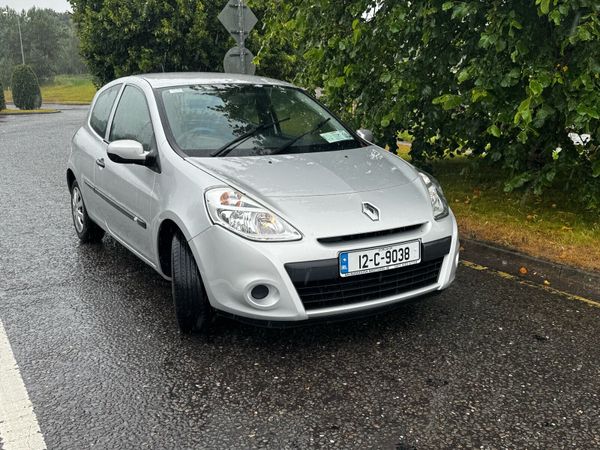 Renault Clio Hatchback, Ethanol Petrol, 2012, Silver