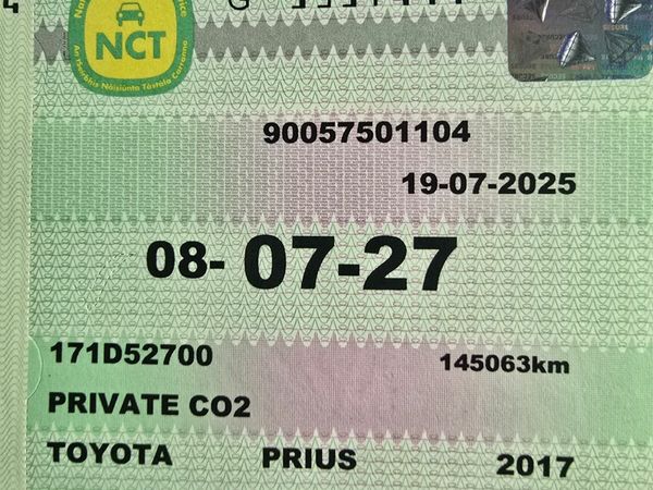 Toyota Prius Hatchback, Petrol Hybrid, 2017, Black