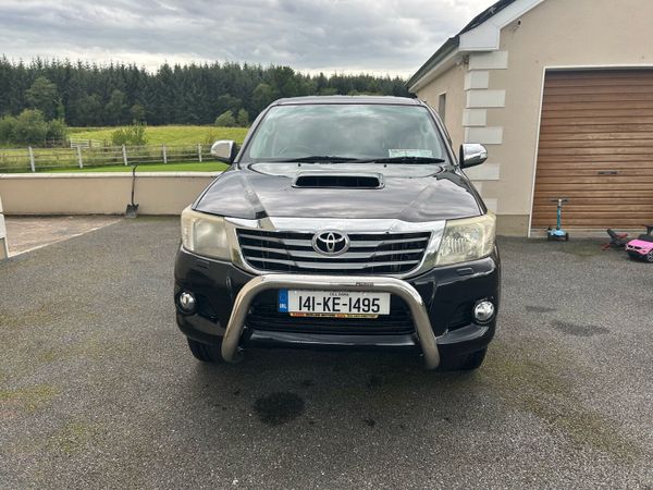 Toyota Hilux Crew Cab, Diesel, 2014, Black
