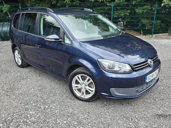 Volkswagen Touran MPV, Petrol, 2015, Blue