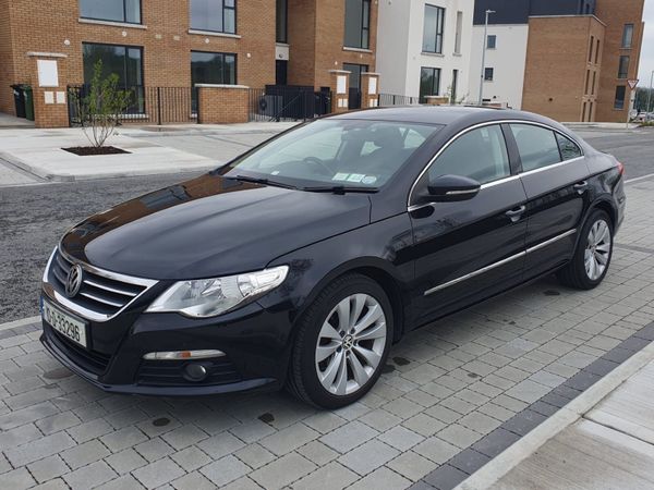 Volkswagen Passat Saloon, Diesel, 2010, Black