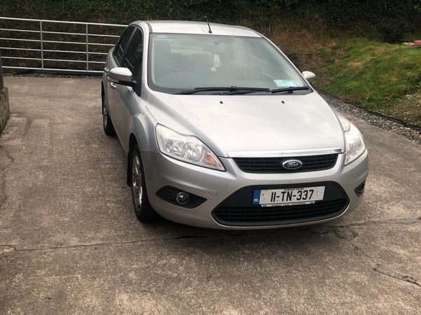 Ford Focus Saloon, Diesel, 2011, Silver