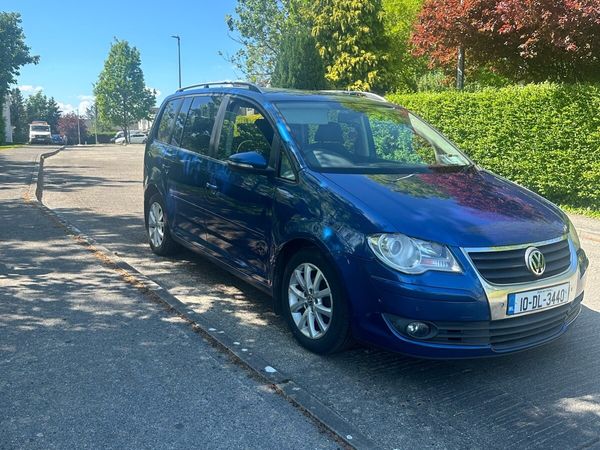 Volkswagen Touran MPV, Diesel, 2010, Blue