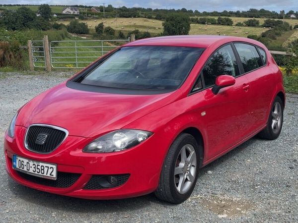 SEAT Leon Hatchback, Petrol, 2006, Red