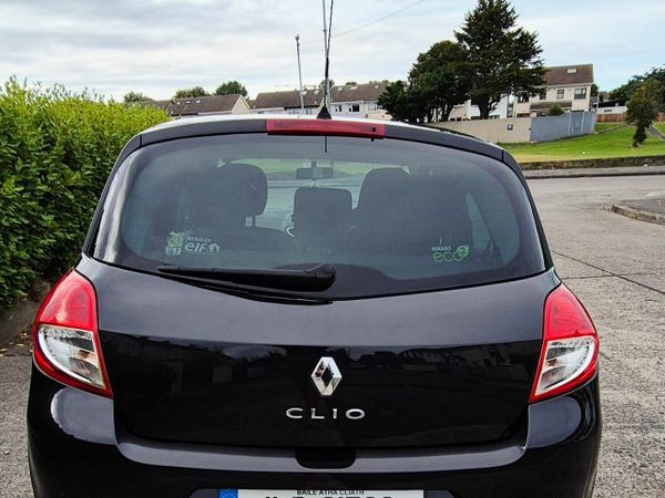 Renault Clio Hatchback, Ethanol Petrol, 2011, Black