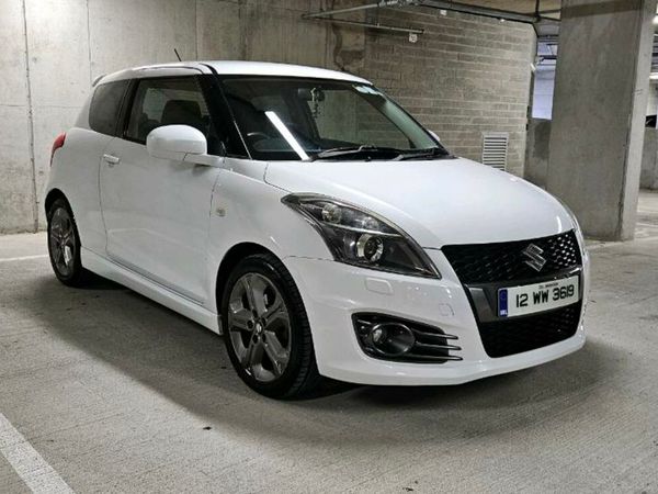 Suzuki Swift Hatchback, Petrol, 2012, White