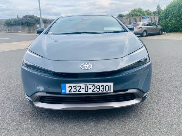 Toyota Prius Saloon, Petrol Hybrid, 2023, Grey