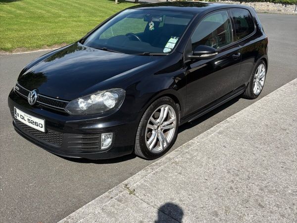 Volkswagen Golf Hatchback, Diesel, 2011, Black