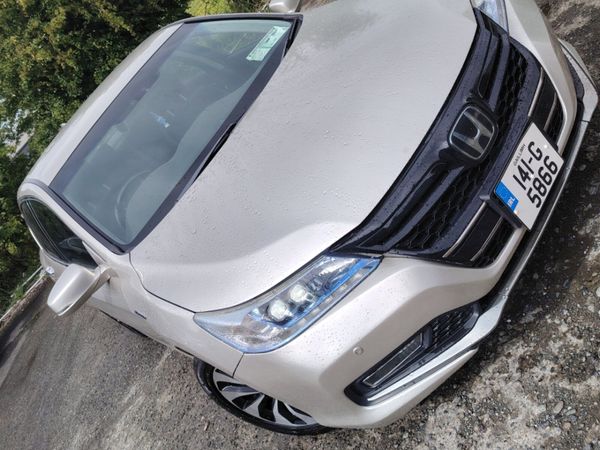 Honda Accord Saloon, Petrol Hybrid, 2014, Silver