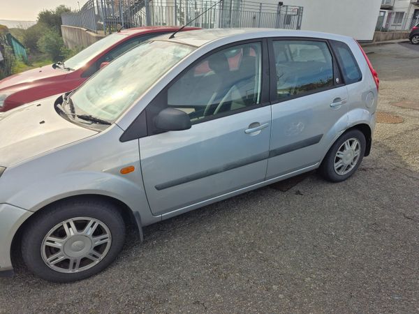 Ford Fiesta Hatchback, Petrol, 2008, Silver