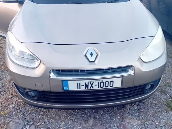 Renault Fluence Saloon, Diesel, 2011, Gold