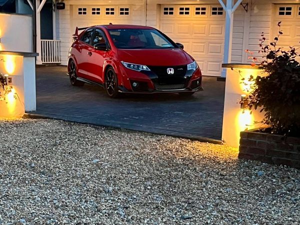 Honda Civic Hatchback, Petrol, 2016, Red