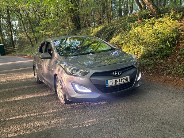 Hyundai i30 Hatchback, Diesel, 2012, Grey