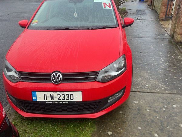 Volkswagen Polo Hatchback, Petrol, 2011, Red