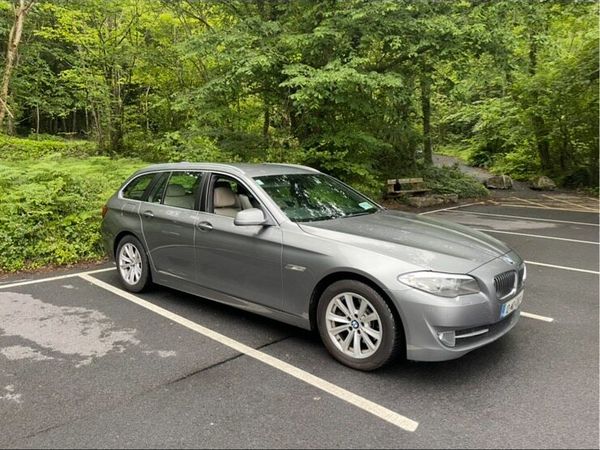 BMW 5-Series Estate, Diesel, 2010, Grey