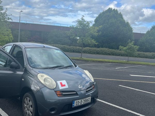 Nissan Micra Hatchback, Petrol, 2003, Grey