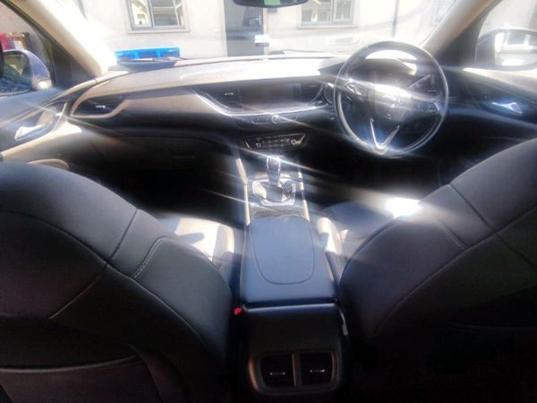Opel Insignia Hatchback, Diesel, 2017, Blue