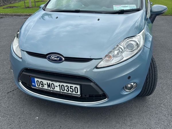 Ford Fiesta Hatchback, Petrol, 2009, Blue