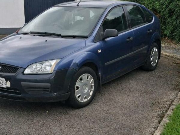 Ford Focus Hatchback, Petrol, 2006, Blue