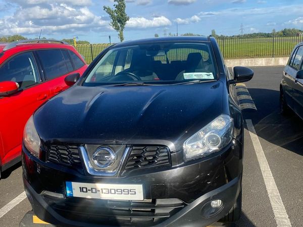 Nissan Qashqai Hatchback, Diesel, 2010, Black