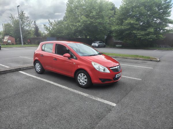 Opel Corsa Hatchback, Petrol, 2009, Red