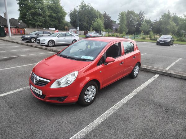 Opel Corsa Hatchback, Petrol, 2009, Red