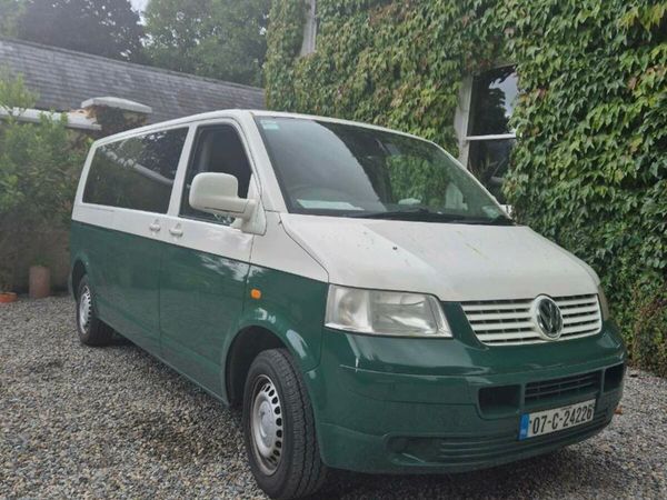 Volkswagen Shuttle Minibus, Diesel, 2007, Green