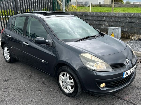 Renault Clio Hatchback, Petrol, 2006, Grey