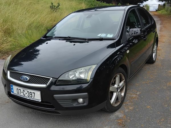 Ford Focus Hatchback, Petrol, 2007, Black