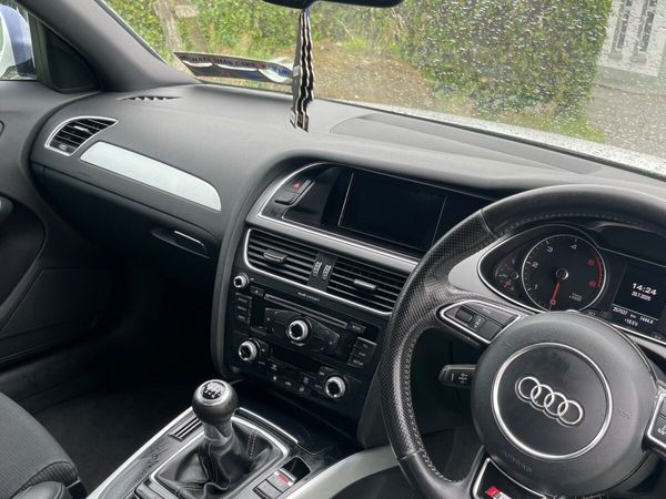 Audi A4 Saloon, Diesel, 2013, White