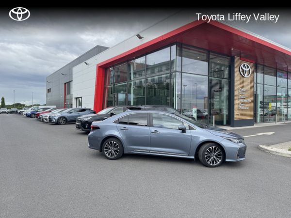 Toyota Corolla Saloon, Petrol Hybrid, 2023, Grey