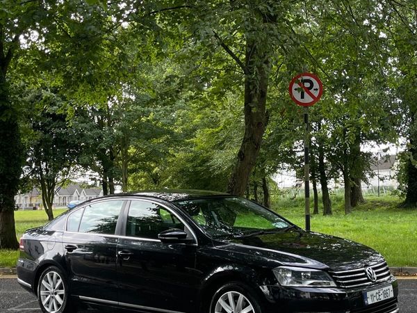Volkswagen Passat Saloon, Diesel, 2011, Black