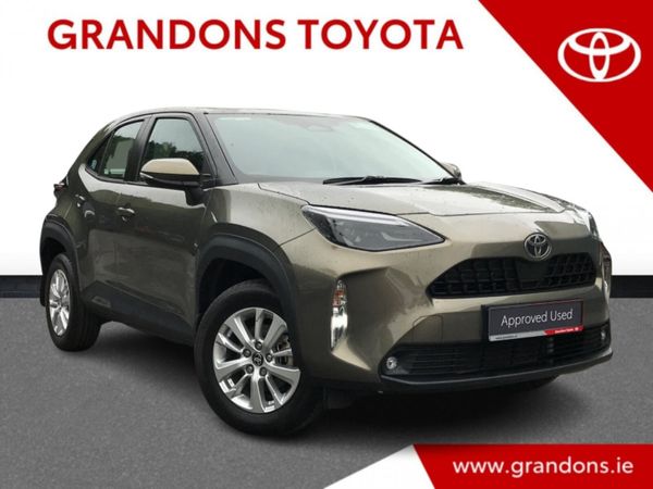 Toyota Yaris Cross Hatchback, Petrol Hybrid, 2024, Bronze