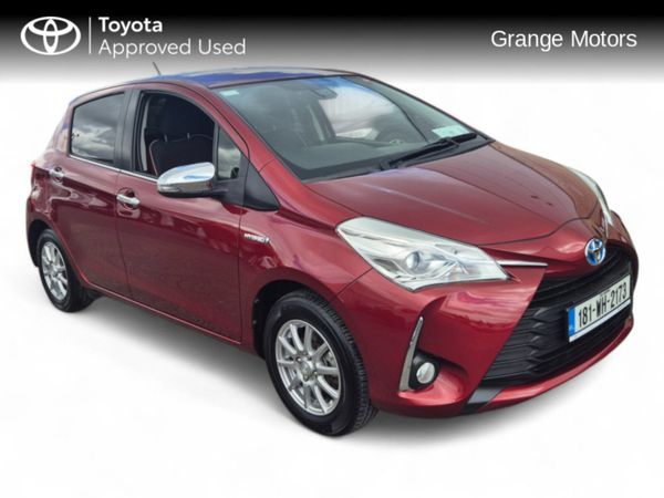 Toyota Yaris Hatchback, Petrol Hybrid, 2018, Red