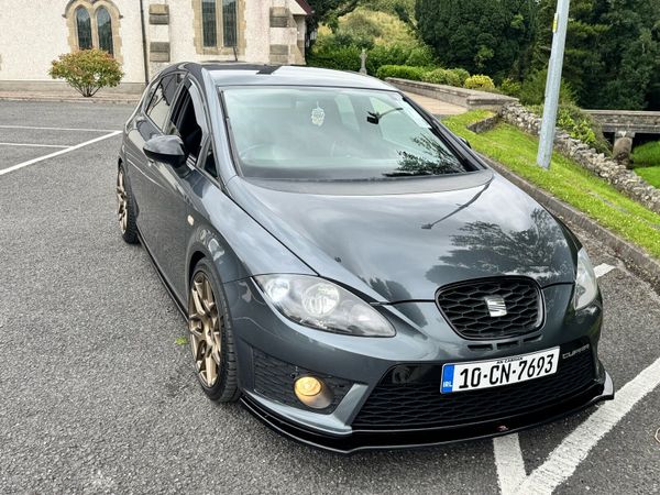 SEAT Leon Hatchback, Petrol, 2010, Grey