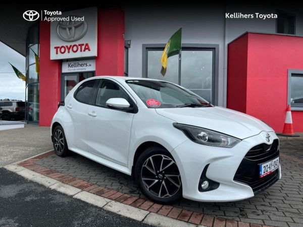 Toyota Yaris Hatchback, Petrol, 2021, White