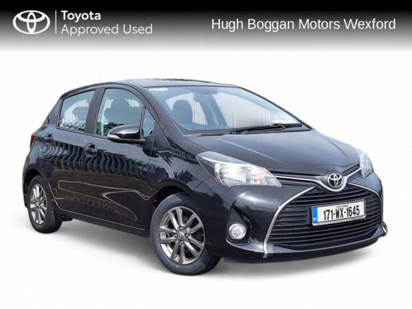 Toyota Yaris Hatchback, Petrol, 2017, Black