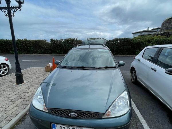 Ford Focus Estate, Petrol, 2002, Green