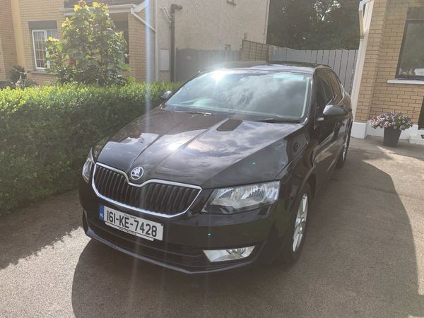 Skoda Octavia Hatchback, Diesel, 2016, Black
