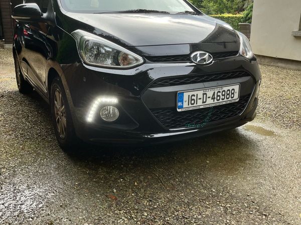 Hyundai i10 Hatchback, Petrol, 2016, Black