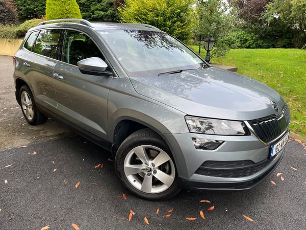 Skoda Karoq Estate/Jeep, Petrol, 2018, Grey