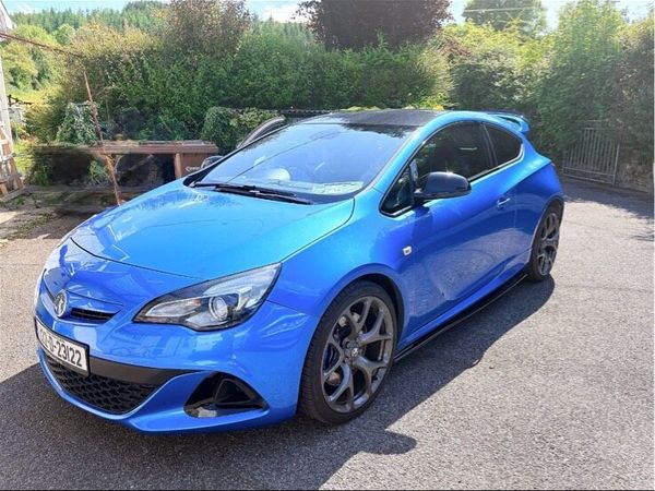 Vauxhall Astra Hatchback, Petrol, 2013, Blue