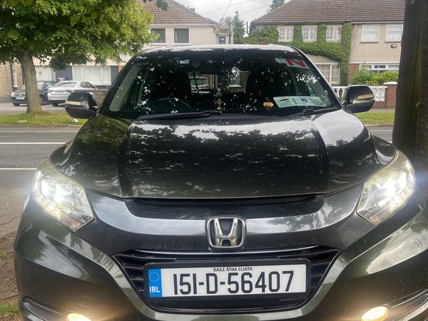 Honda Vezel MPV, Petrol Hybrid, 2015, Green