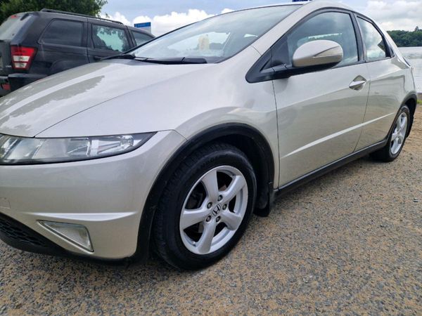 Honda Civic Hatchback, Diesel, 2009, Silver