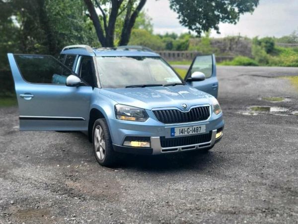 Skoda Yeti SUV, Diesel, 2014, Blue