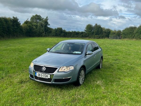 Volkswagen Passat Saloon, Diesel, 2008, Grey